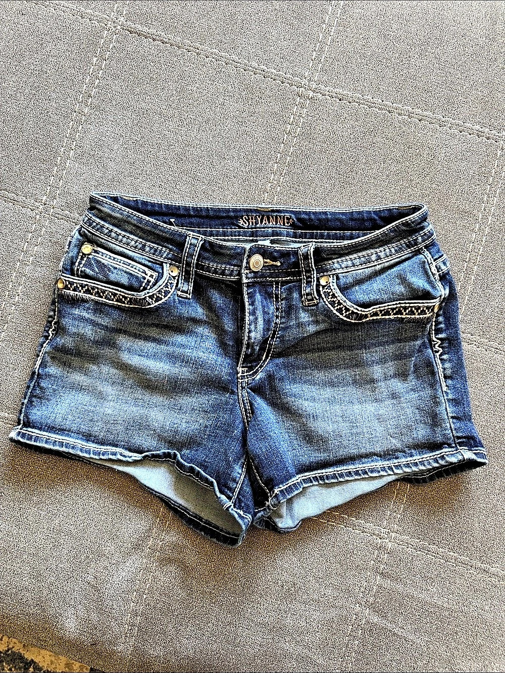 Shyann Jean Shorts Blue Waist 27